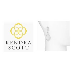 Kendra Scott Alexa earrings